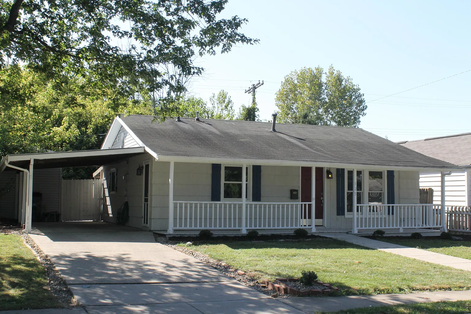 125 Meadow Ln photo 1