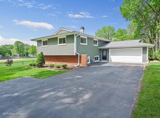 4816 Elm St, Downers Grove, IL 60515