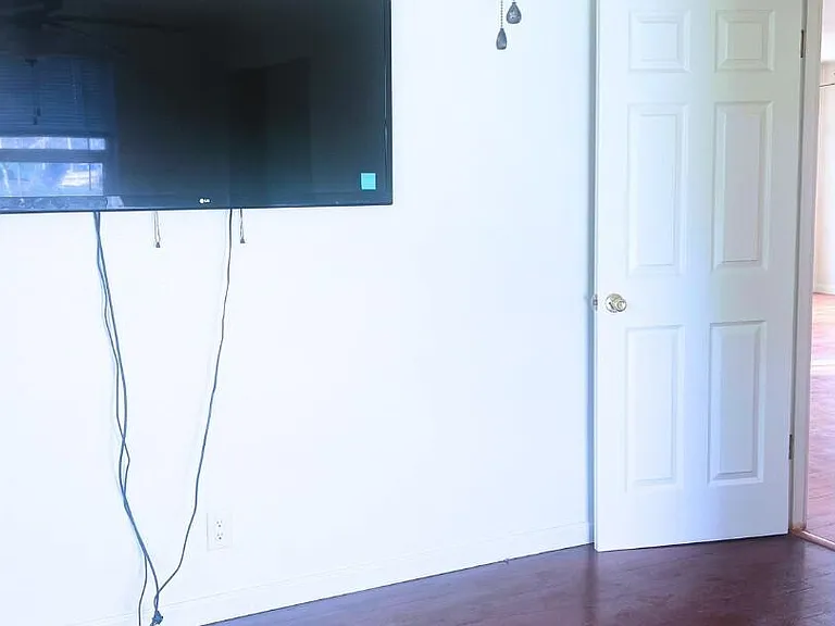 Upstairs bedroom #2