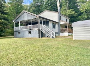 1381 Edmon Rd, Apollo, PA 15613