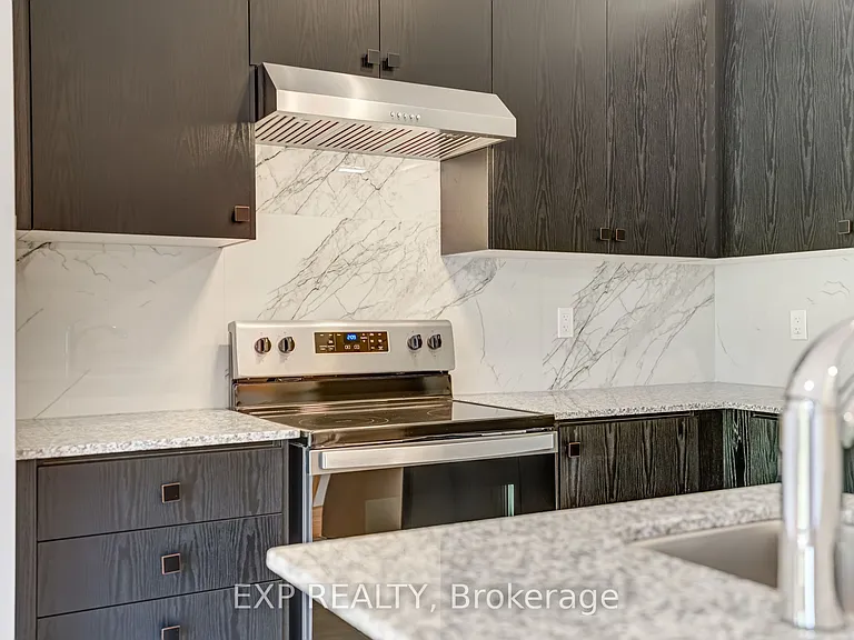 49 Paradox St — Photo 16