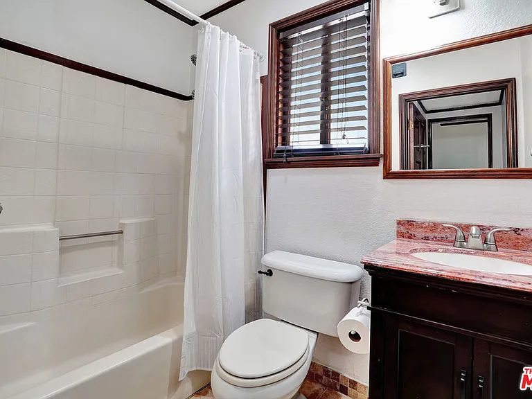 5155 Densmore Ave — Photo 38