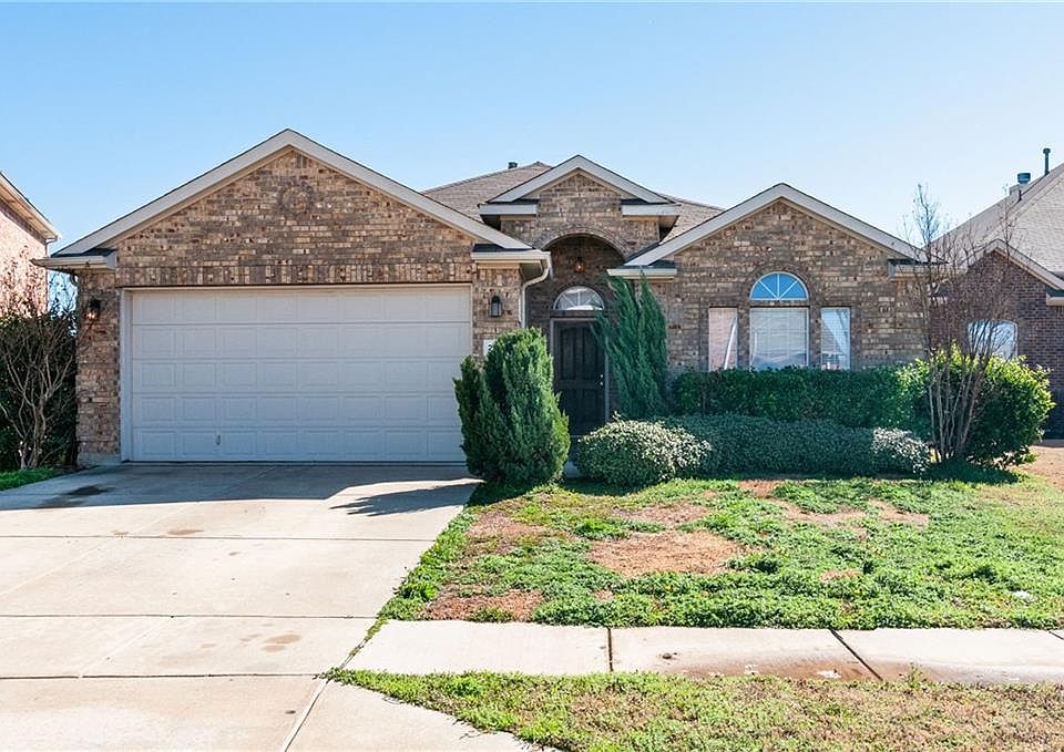 1st image of 2532 Priscella Dr