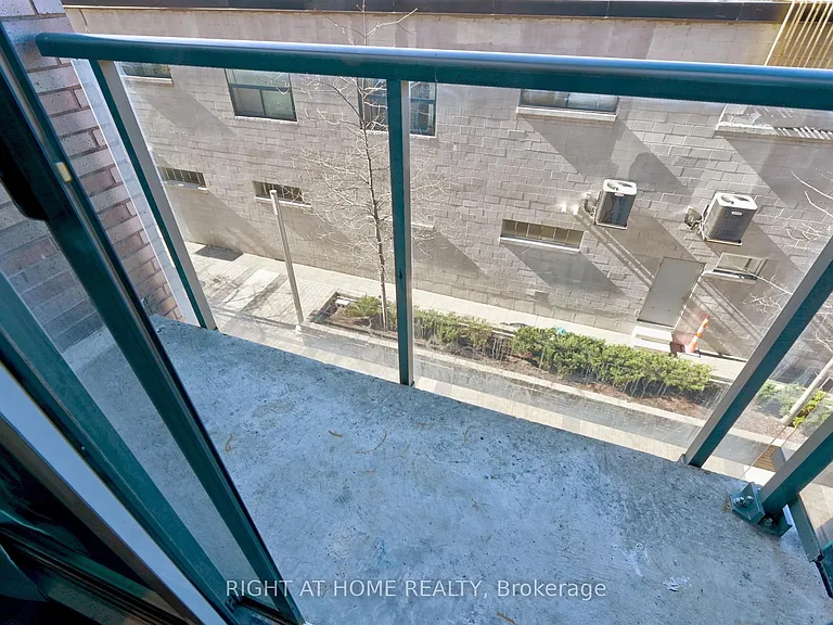 68 Abell St W #336 — Photo 16