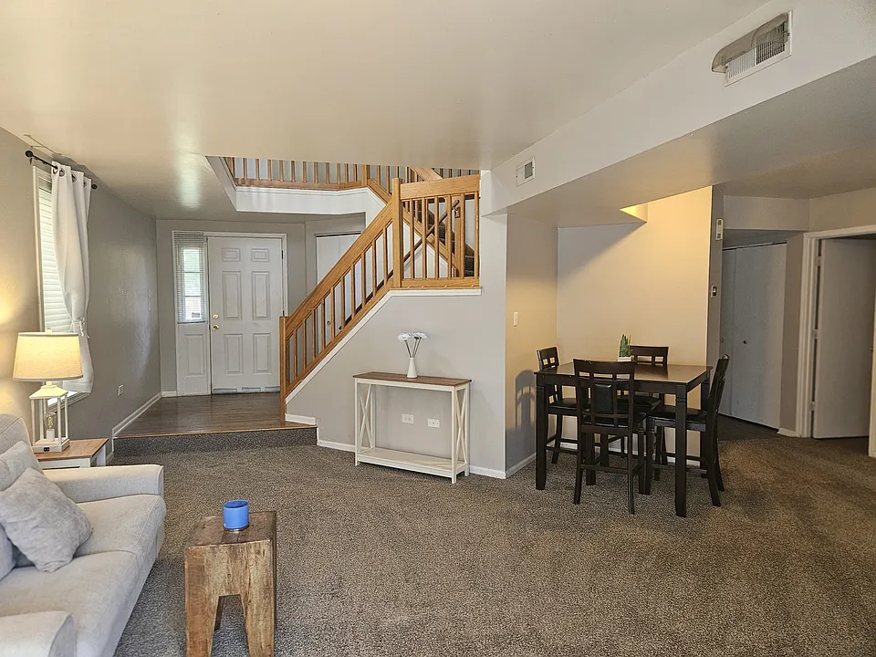 904 Carlisle Ave