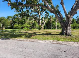 134-136 & #138, North Fort Myers, FL 33917