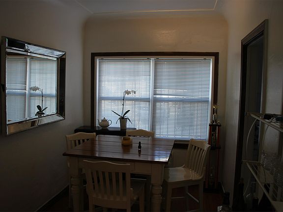 3rd image of 715 W 30th St #4