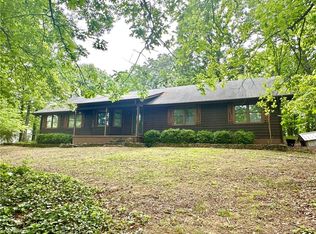 206 Chad St SE, Calhoun, GA 30701