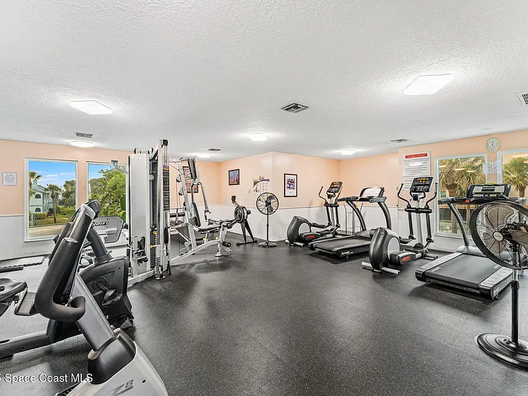 220 Beach Park Ln #75 — Photo 20