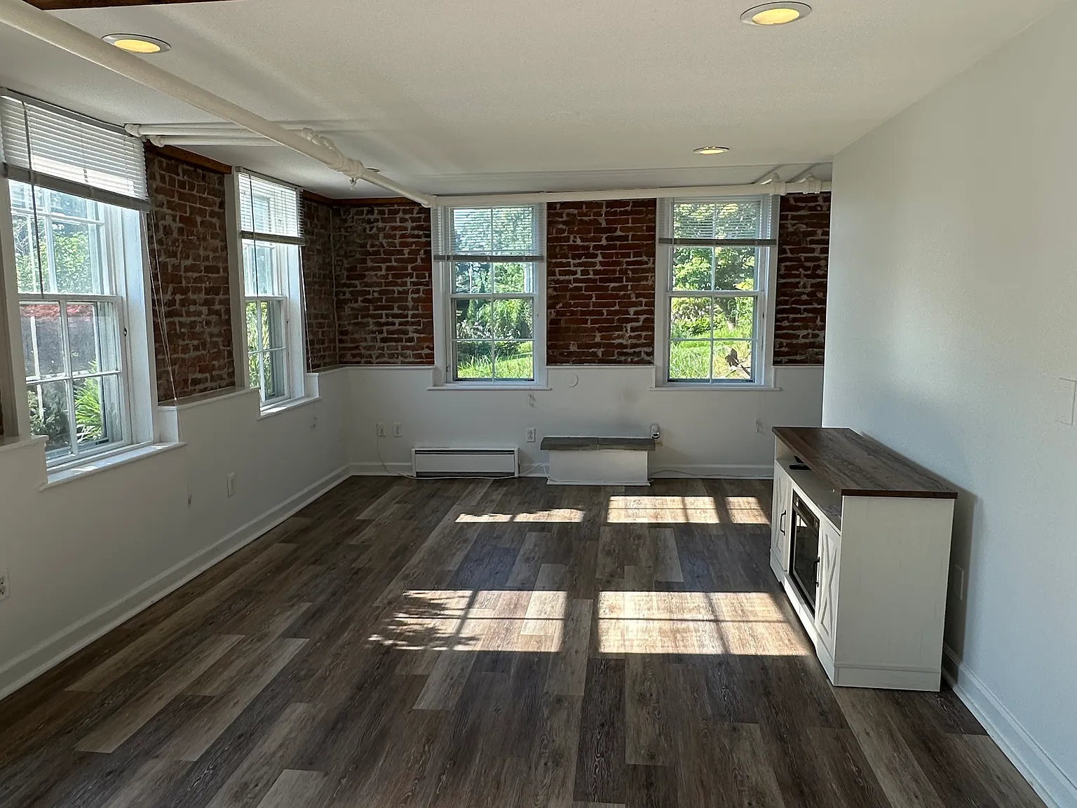 1 bed, 800 sqft, $2,425 — Photo 1