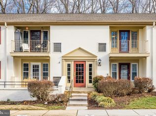 5900 Kingsford Rd #429, Springfield, VA 22152