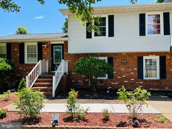 214 Gerber Dr, Fredericksburg, VA 22408
