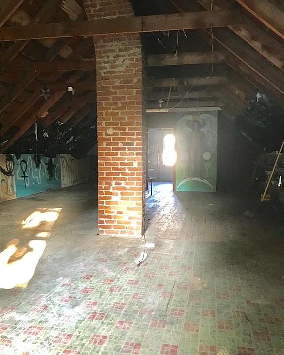 2nd image of 1224 City St