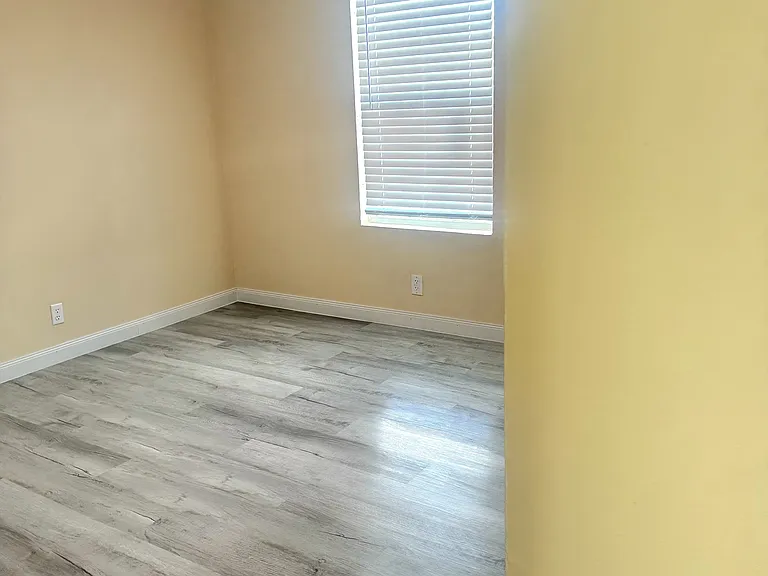 643 J St #2 — Photo 5