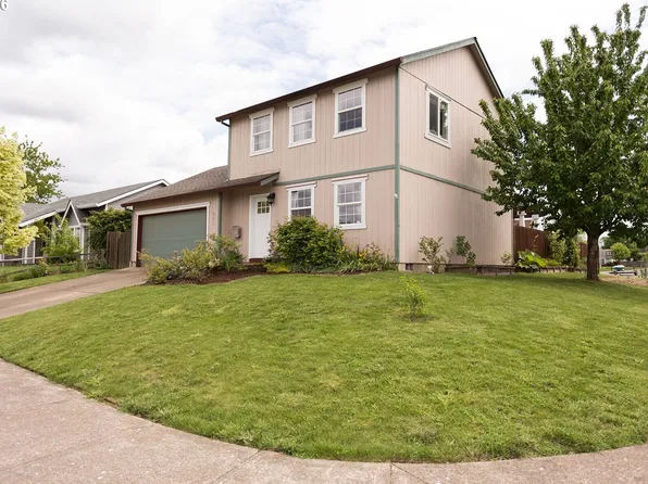 231 McKinley St, Carlton, OR 97111