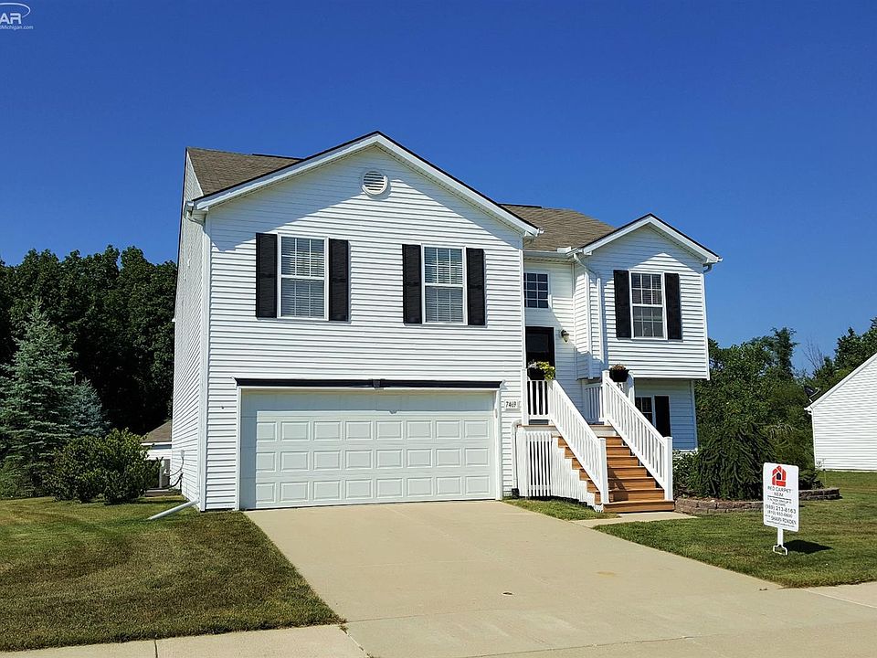 1st image of 7469 Wren Dr