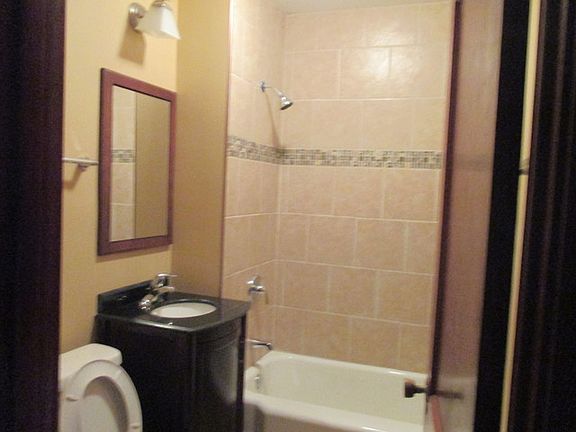 5th image of 3641 Harvey Ave