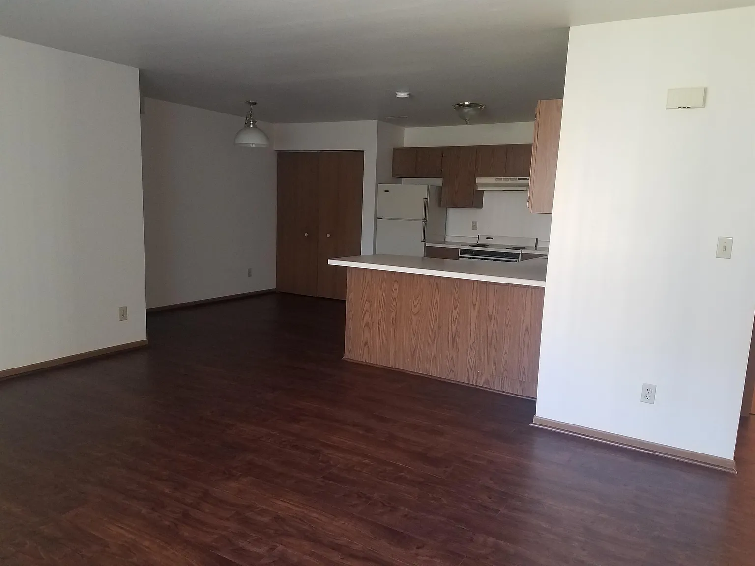 W171 S7576 Lannon Dr — Photo 2