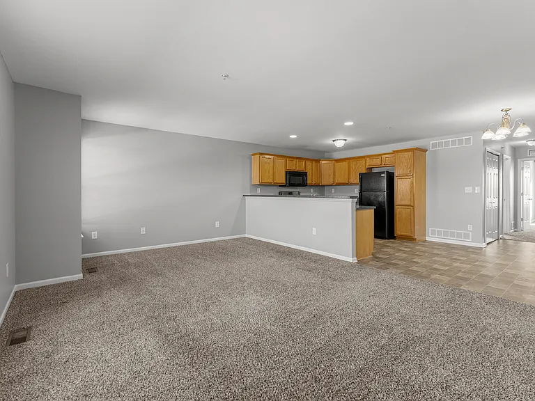 13165 Turnberry Ct — Photo 11