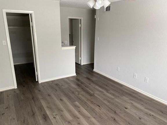 4th image of 1500 Bay Area Blvd #324