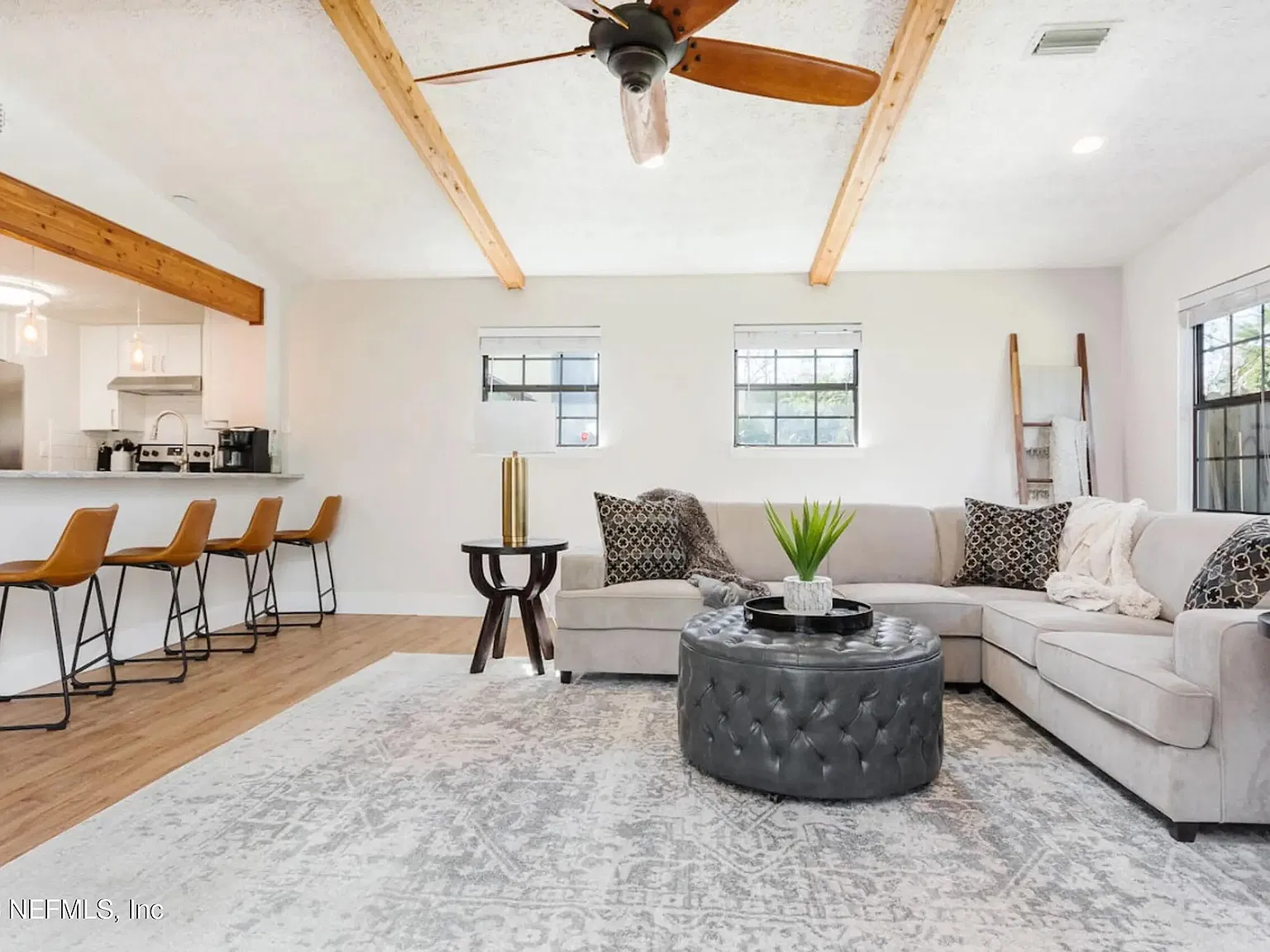 3 bed, 2.0 bath, 1628 sqft, $5,500 — Photo 3