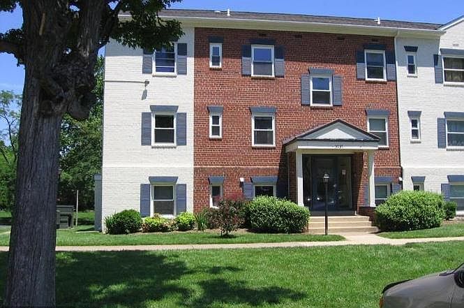 1st image of 3037 Patrick Henry Dr APT 2