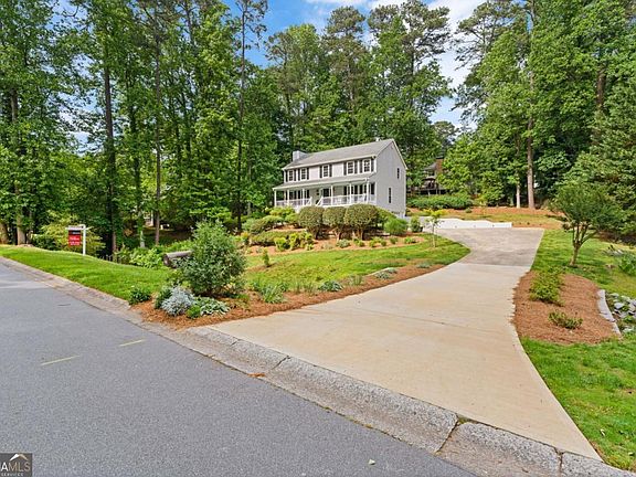 2nd image of 3681 Frederica Rd