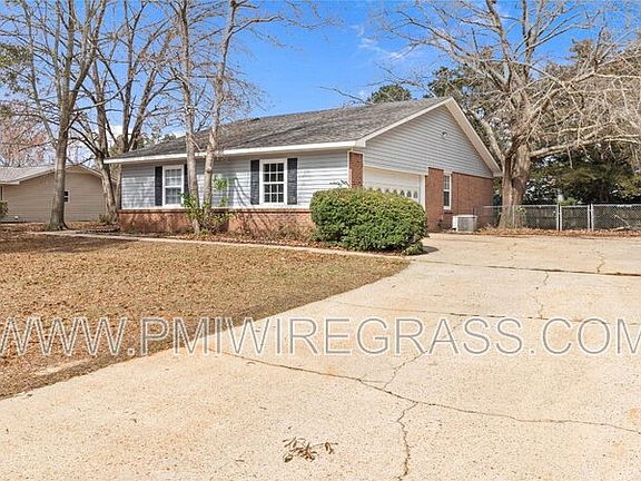 2nd image of 409 Grand Pine Ave