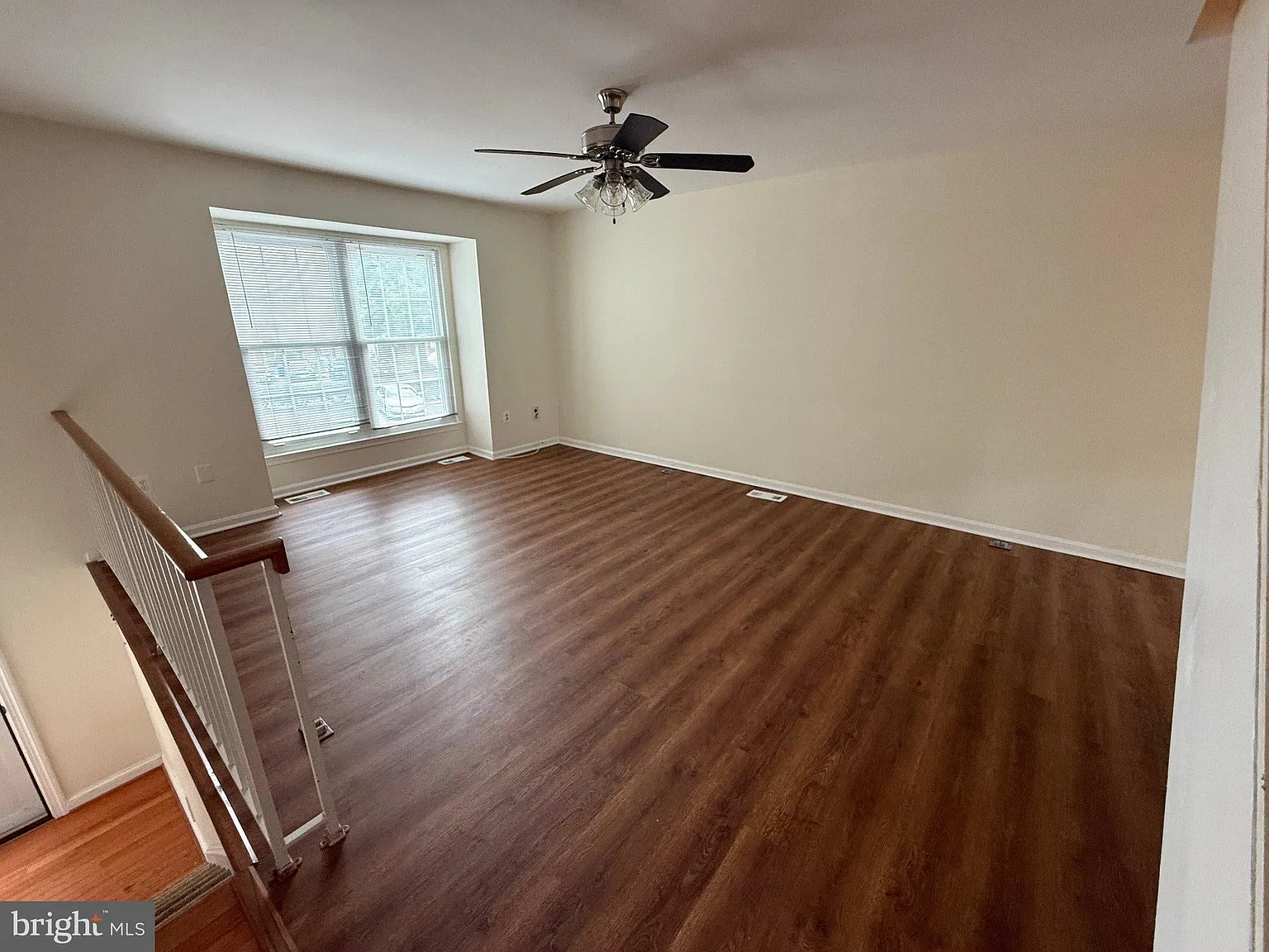 4 bed, 3.5 bath, 1200 sqft, $3,500 — Photo 4