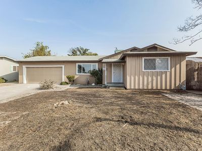 1436 S Fairway St, Visalia, CA, 93277