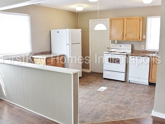 5th image of 8110 Patton Dr