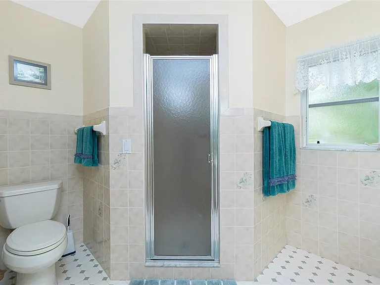 4088 Gingold St — Photo 35