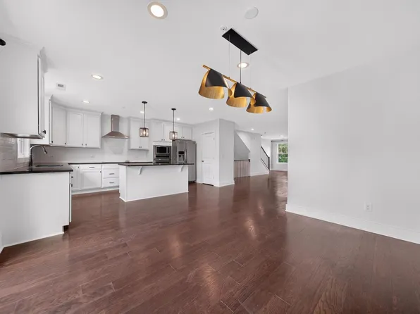 501 N Person St #205, Raleigh, NC 27604