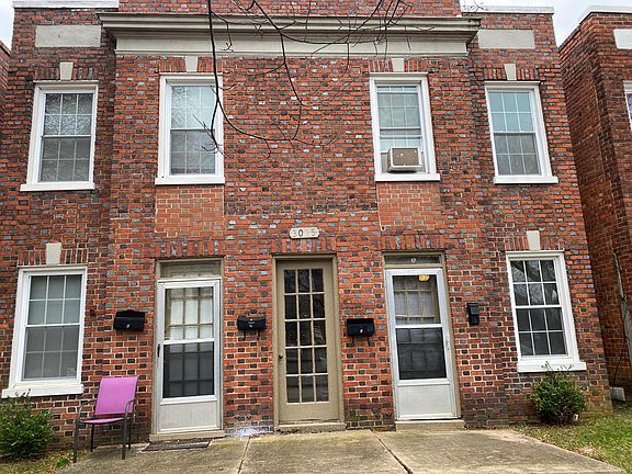 4th image of 3025 Ellwood Ave APT A