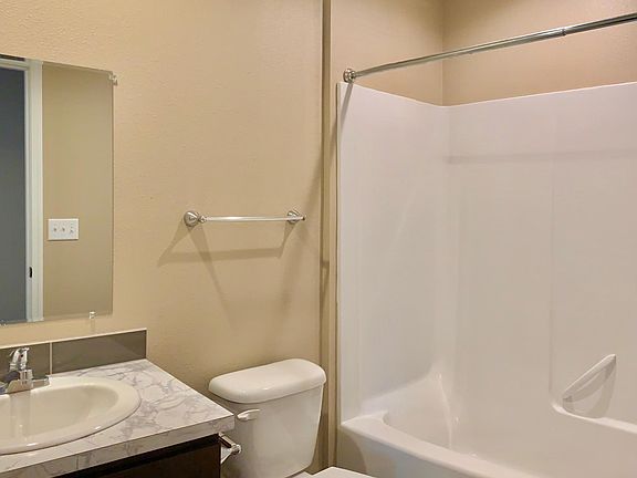 5th image of 2311 NE 138th Ave Unit C18