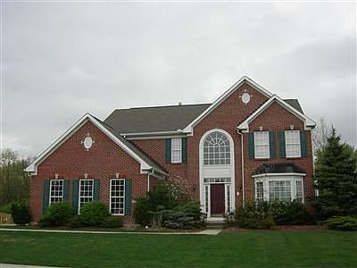 1st image of 3569 Queen Victoria Ct