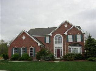 3569 Queen Victoria Ct, Dayton, OH 45431