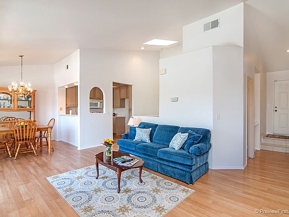 4th image of 13314 Carriage Heights Cir