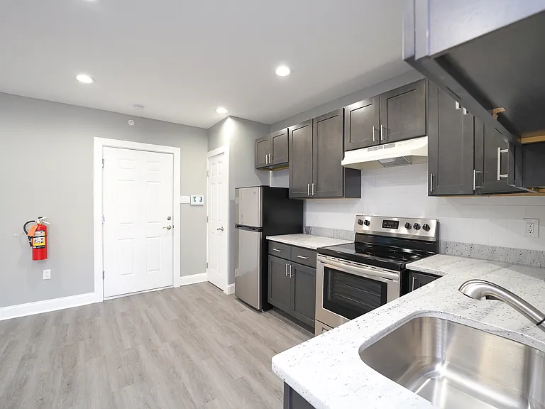 4665 Paul St #1 — Photo 5