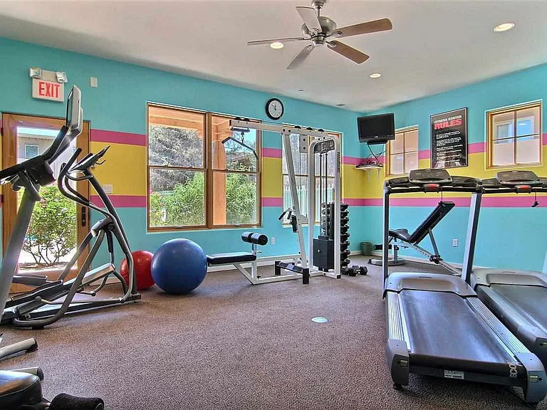 601 W San Mateo Rd #44 — Photo 4