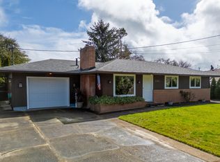 1256 NE Benton St, Newport, OR