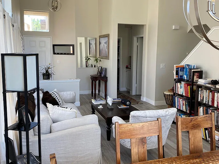 153 Suncliff Pl — Photo 6