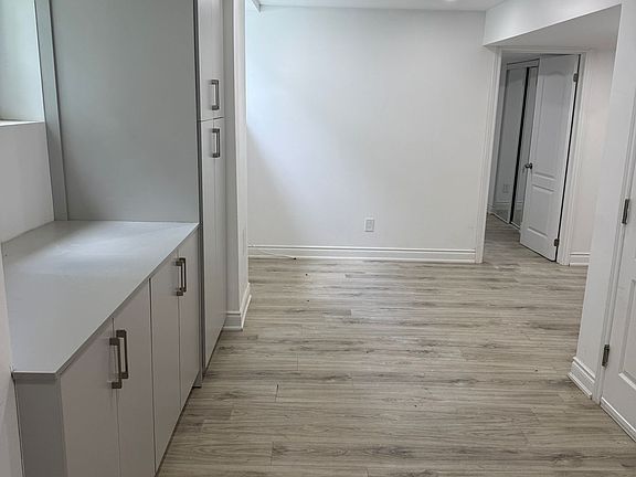 4th image of 175 Wissler Rd