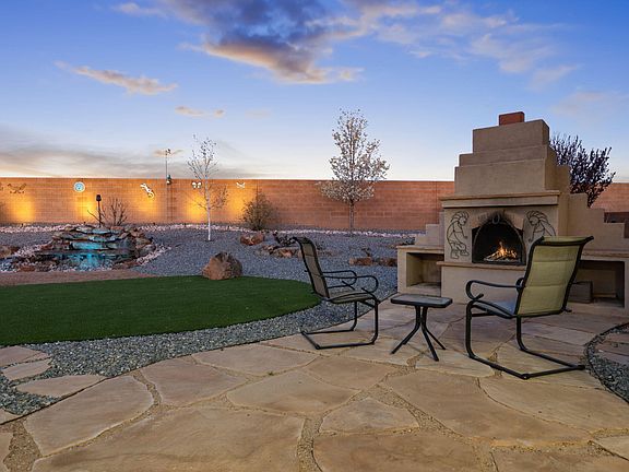 3rd image of 2653 Camino Plata Loop NE