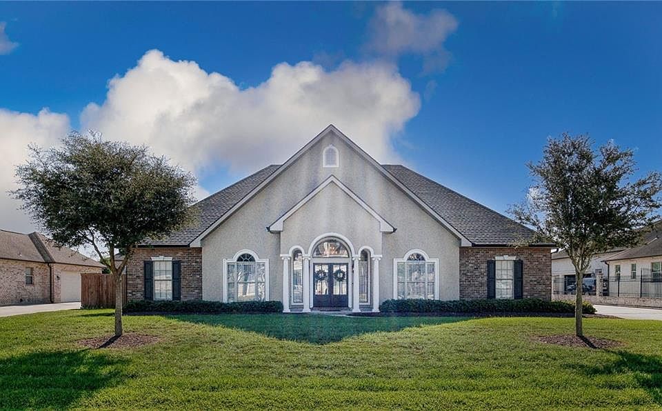 1st image of 106 Orange Blossom Ct
