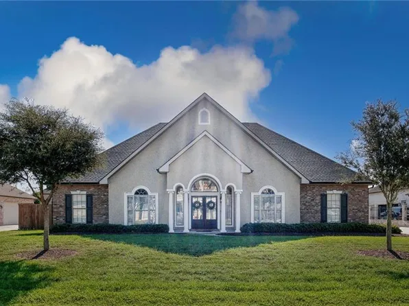 106 Orange Blossom Ct, Belle Chasse, LA 70037