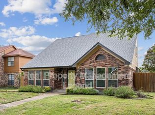 817 Sewell Dr, Lancaster, TX 75146