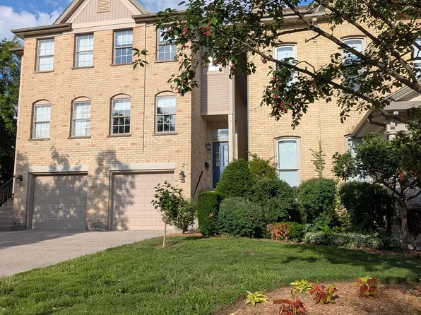 609 Colborne St #2, London, ON N6B 2V3