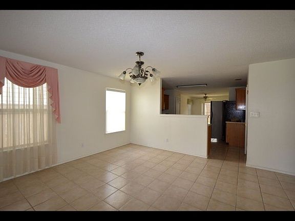 3rd image of 3412 Falcon Ave