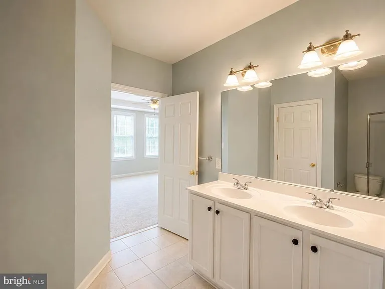 9520 Hyde Pl — Photo 13